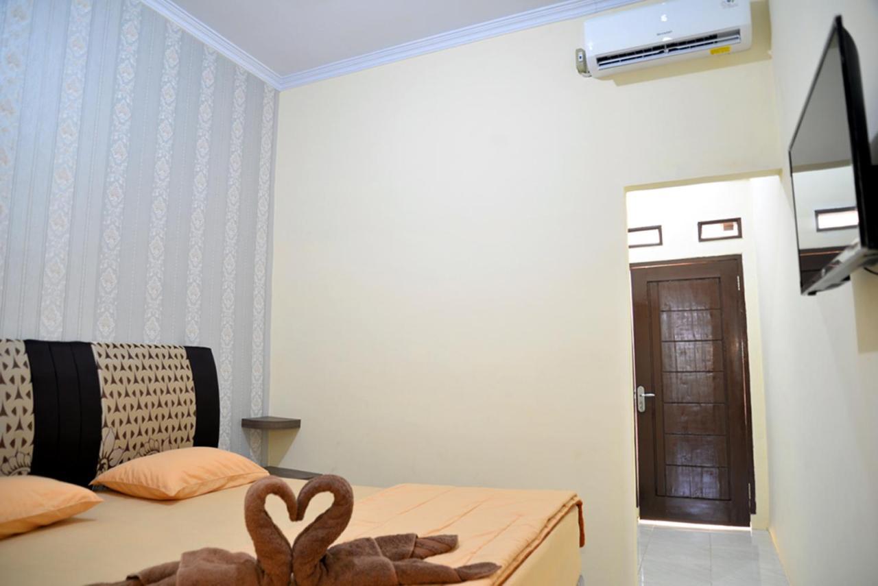 Haura Syariah Home Stay Bandar Lampung Exterior photo