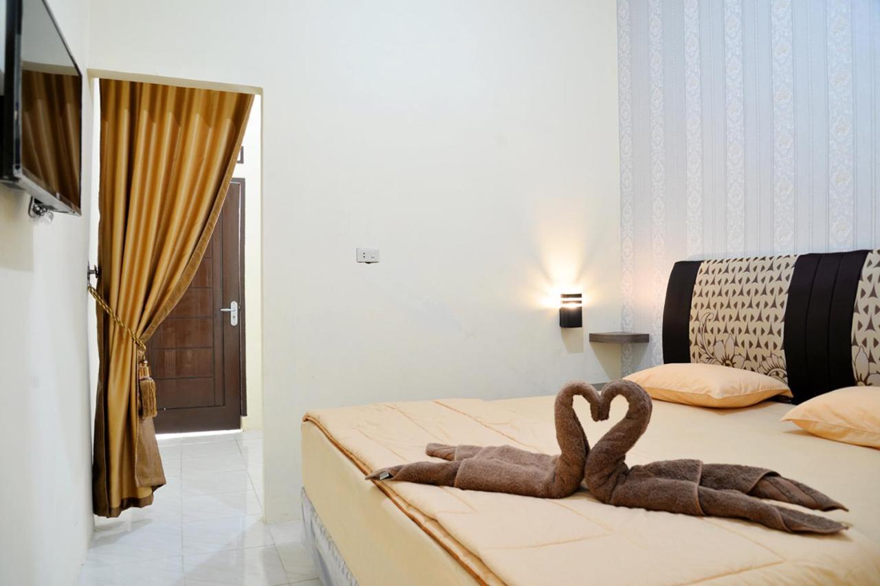 Haura Syariah Home Stay Bandar Lampung Exterior photo